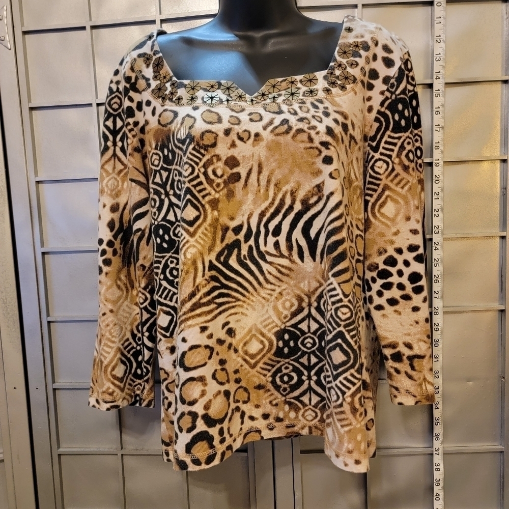 Ruby Rd Large brown animal print square neck long sleeve top.